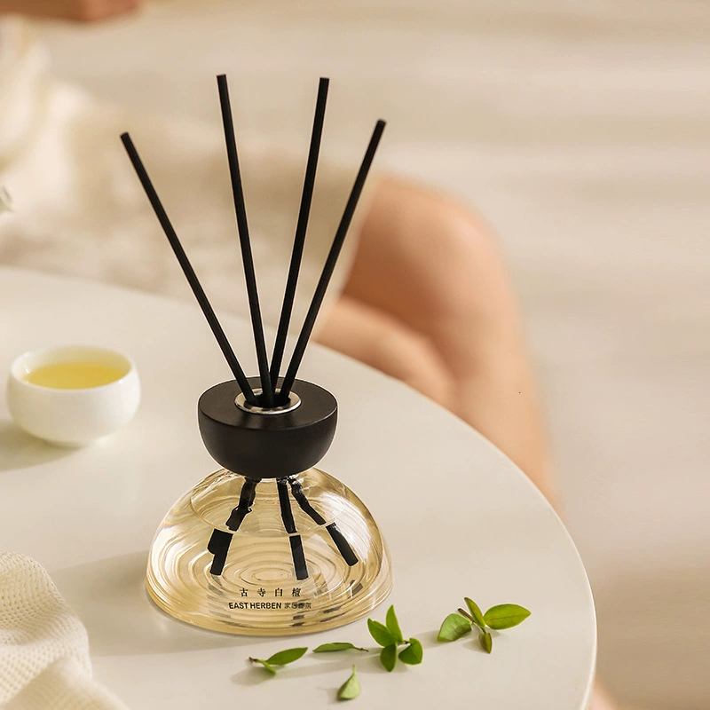 Home Fragrance Jasmine & Yuzu Porcelain Diffuser - Bouteille diffuseur de roseaux de 200ml