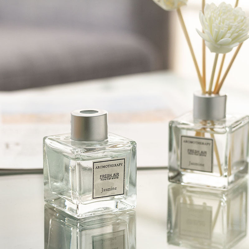 Huile Essentielle d'Aromathéra - Home Fragrance Jasmine & Yuzu Porcelain Diffuser avis et prix