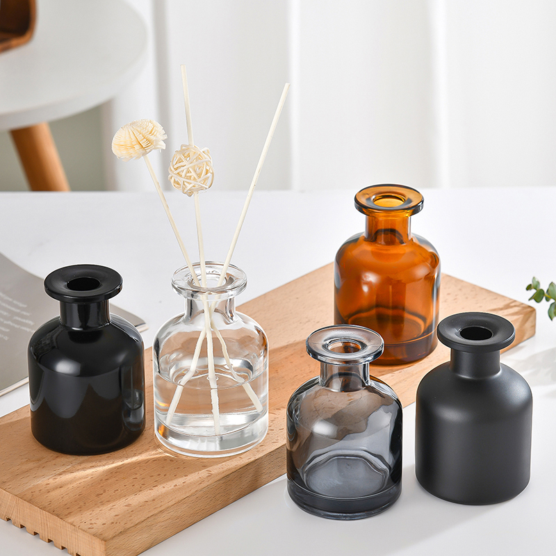 Nouveau diffuseur de parfum d' - Home Fragrance Glade avis et prix